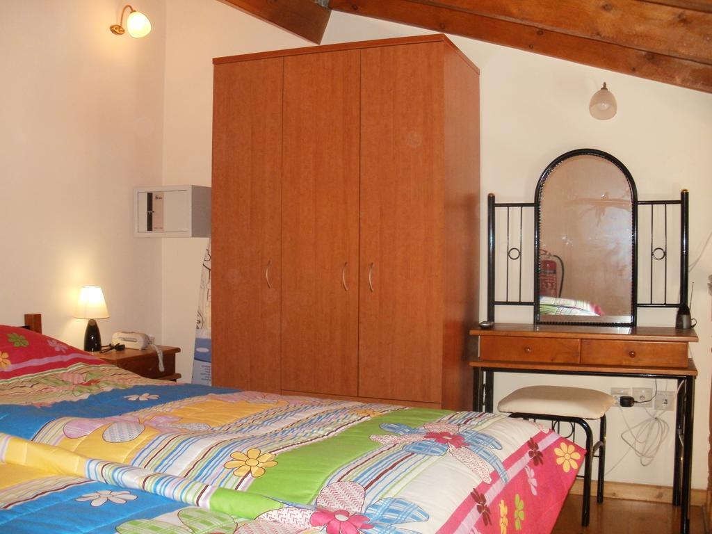 Irene Maisonettes Hriszí Aktí Haniá Szoba fotó